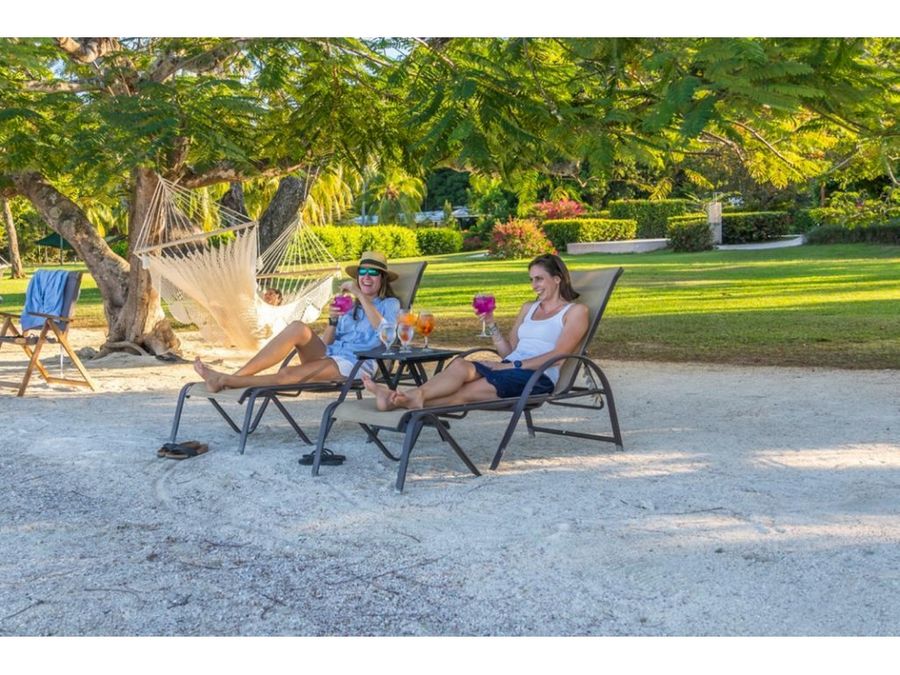 Hotel - B&B for sale in CobanoPlaya Naranjo Costa Rica