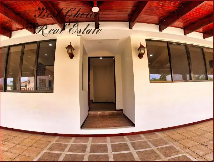 Single-Story Home for Sale with Social Areas in Cariari 5/5