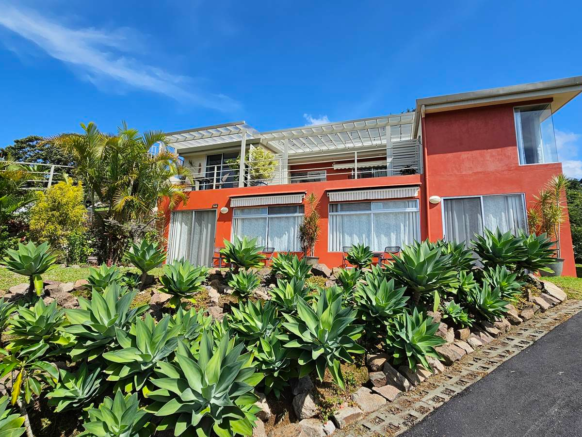 CommercialHomesHotel - B&B for sale in Grecia Costa Rica