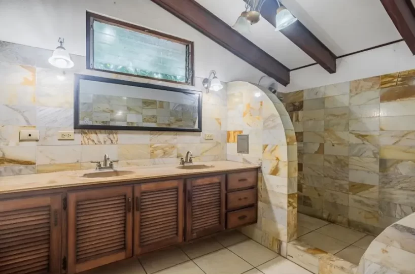 Homes for sale in Ciudad Cariari Costa Rica