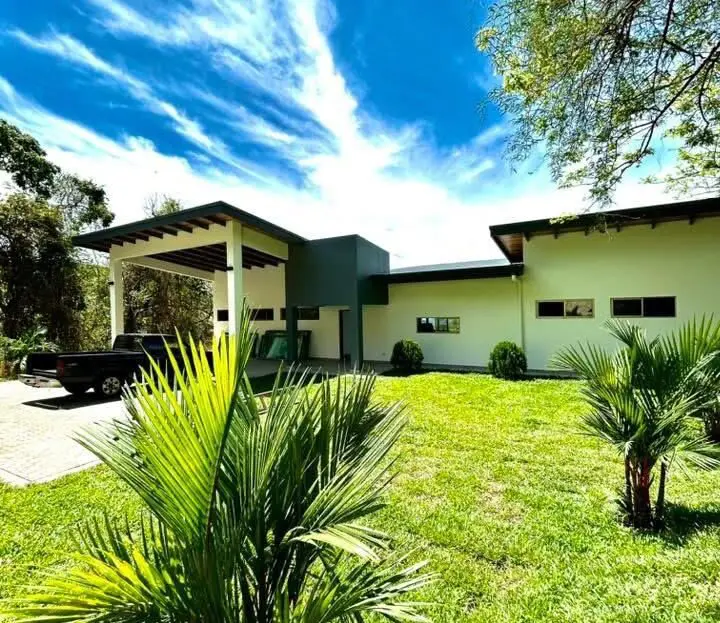 Home and Guest with 3 acres in exclusive private community – 400051521032