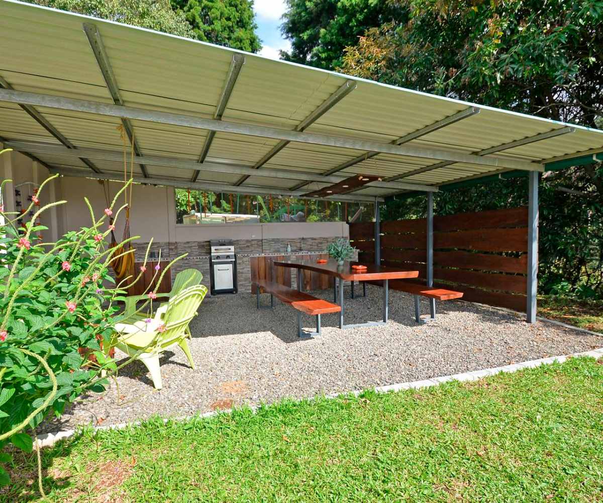 CommercialHomesHotel - B&B for sale in Grecia Costa Rica