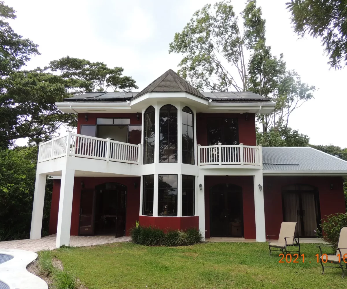 Homes for sale in Nuevo Arenal Costa Rica