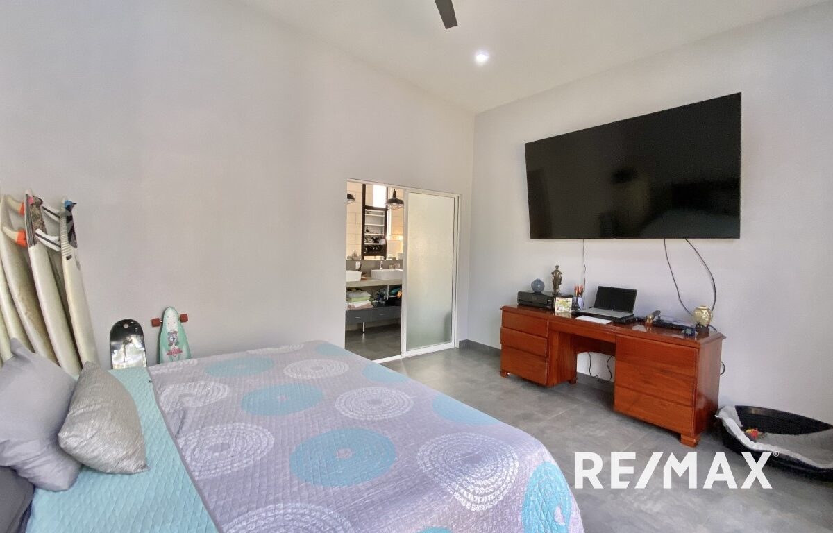 Homes for sale in Hermosa Beach Costa Rica