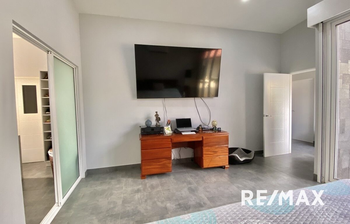 Homes for sale in Hermosa Beach Costa Rica