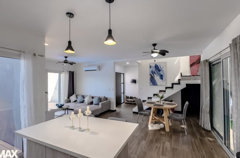 Homes for sale in Hermosa Beach Costa Rica