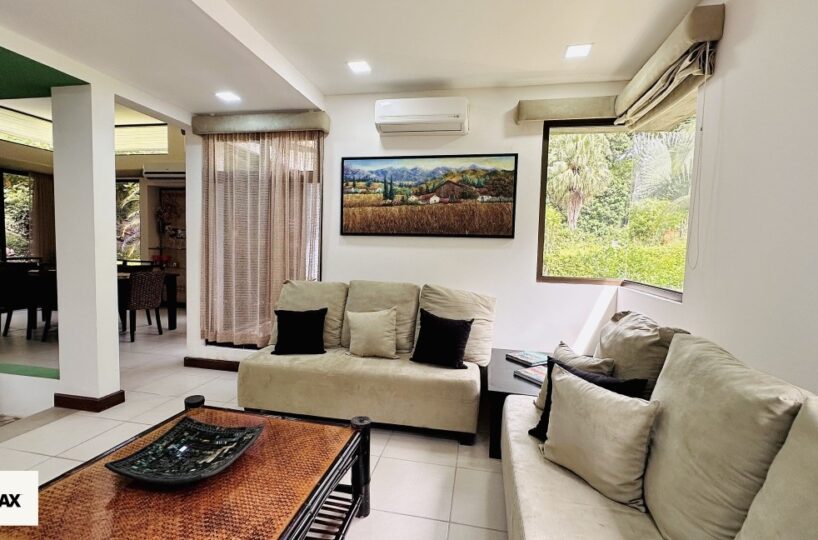 Homes for sale in Tarcoles Costa Rica