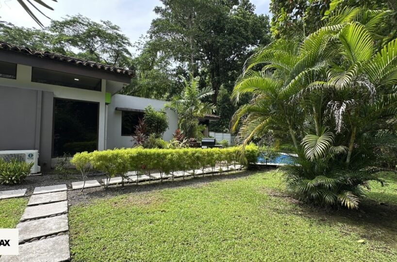 Homes for sale in Tarcoles Costa Rica