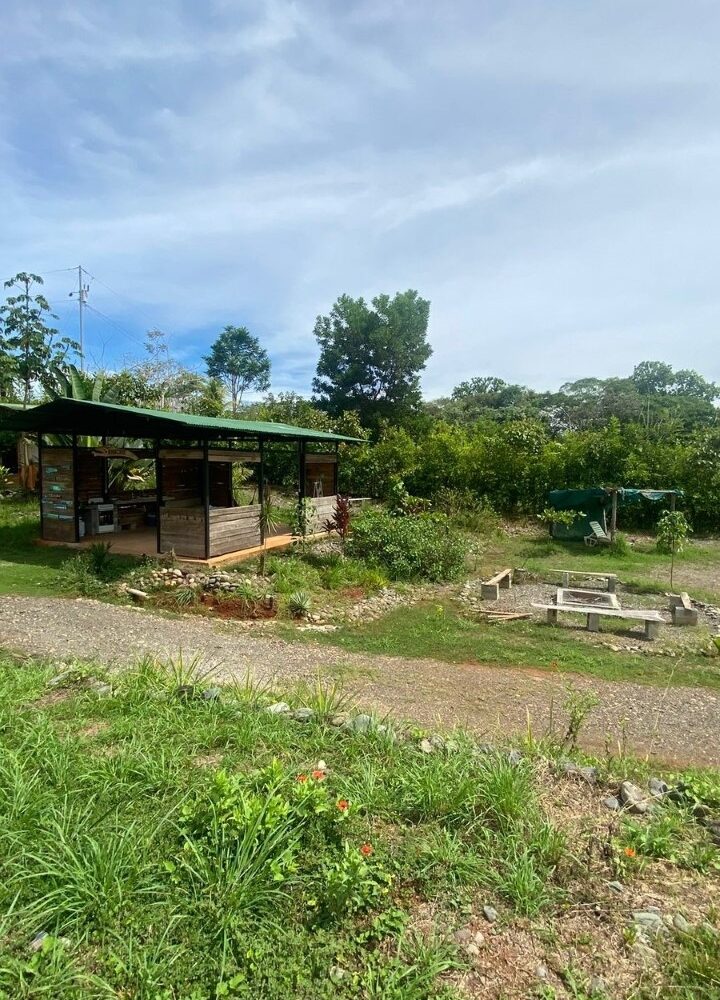 Hotel - B&B for sale in Parrita Costa Rica