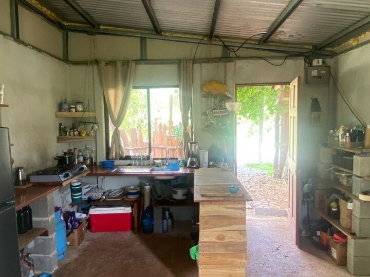 Hotel - B&B for sale in Parrita Costa Rica