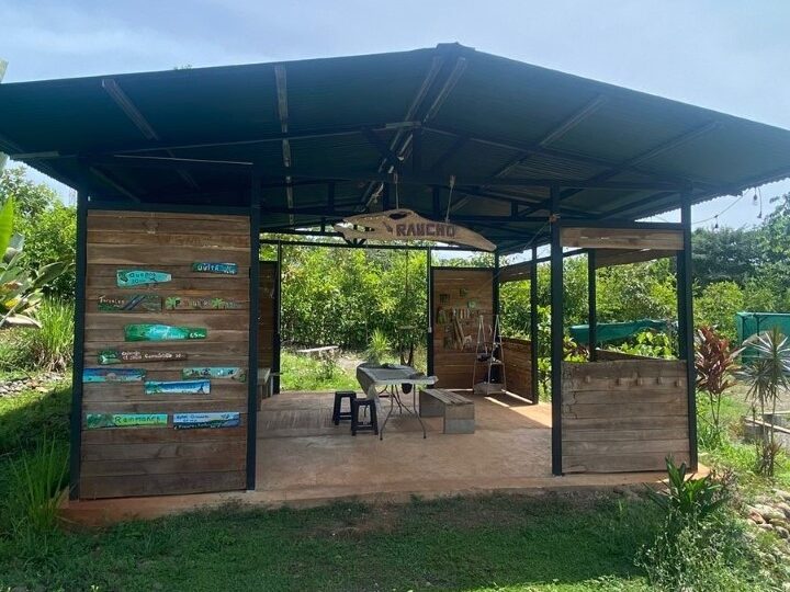 Hotel - B&B for sale in Parrita Costa Rica