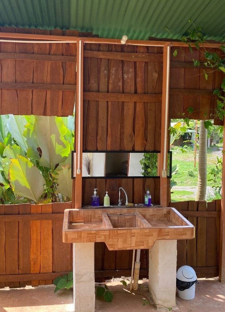 Hotel - B&B for sale in Parrita Costa Rica