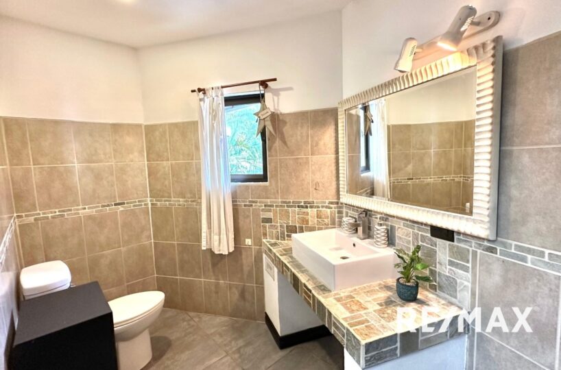 Homes for sale in Hermosa Beach Costa Rica