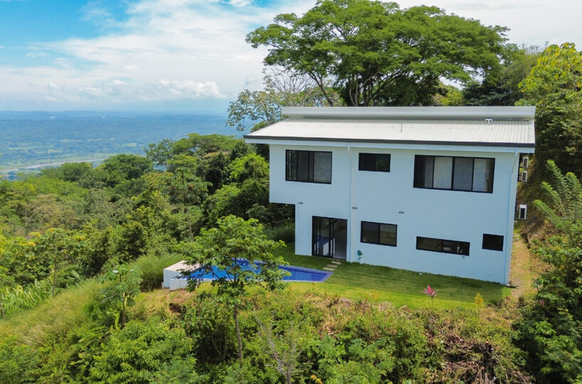 Homes for sale in Tarcoles Costa Rica