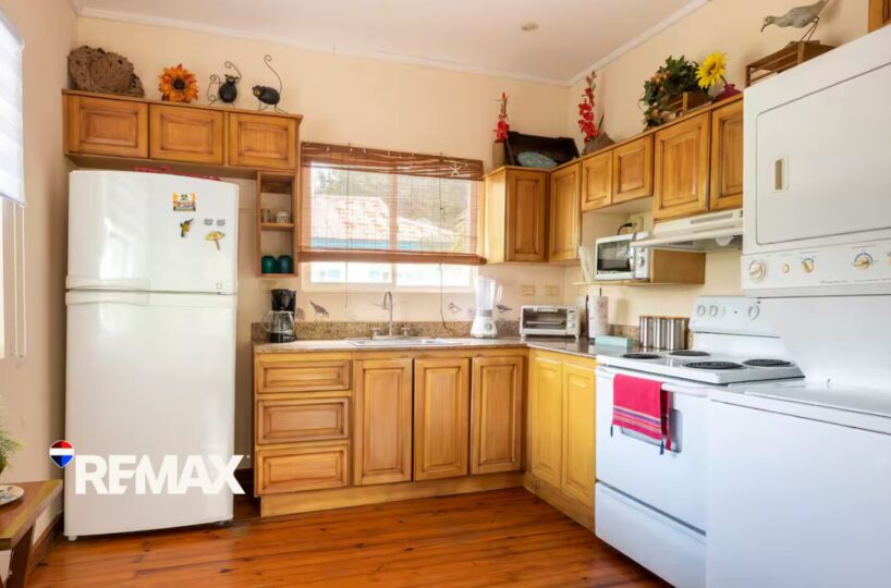 Homes for sale in Hermosa Beach Costa Rica