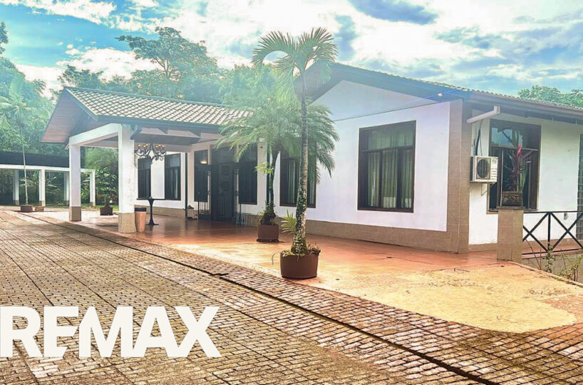 CommercialHotel - B&B for sale in ParritaPuriscal Costa Rica