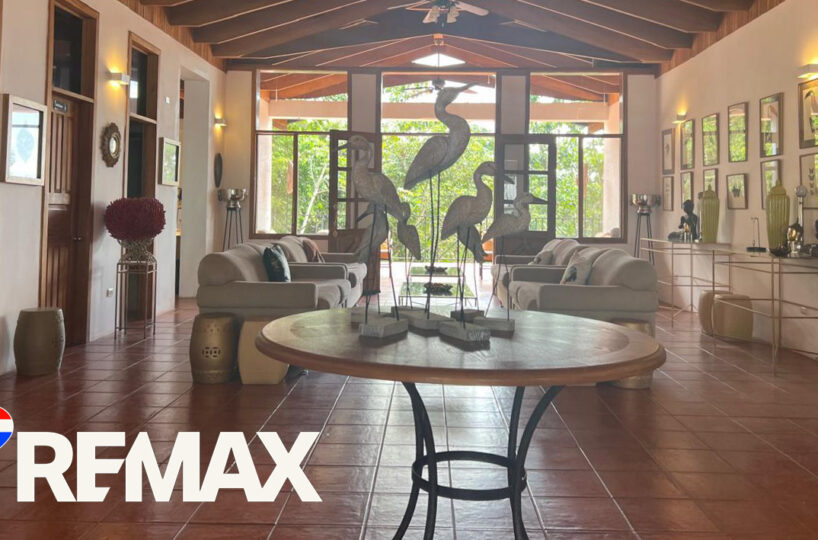 CommercialHotel - B&B for sale in ParritaPuriscal Costa Rica