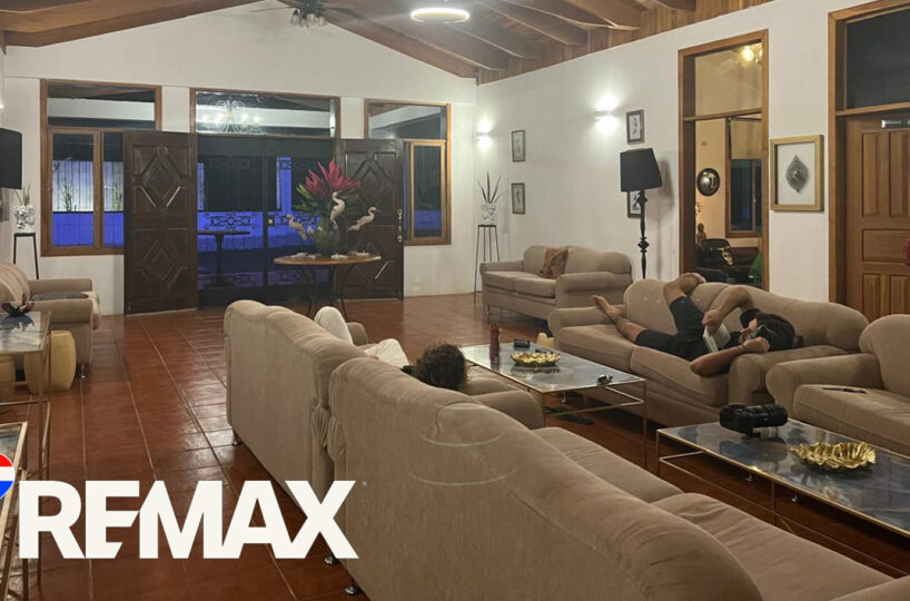 CommercialHotel - B&B for sale in ParritaPuriscal Costa Rica