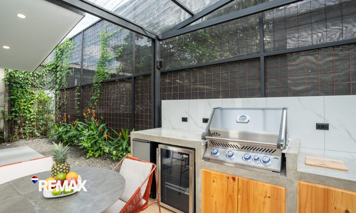 CondosHomes for sale in Hermosa Beach Costa Rica