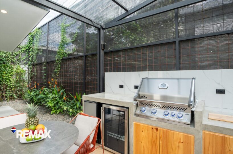 CondosHomes for sale in Hermosa Beach Costa Rica