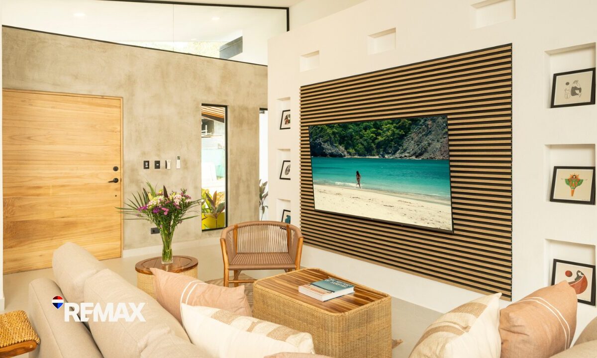 CondosHomes for sale in Hermosa Beach Costa Rica