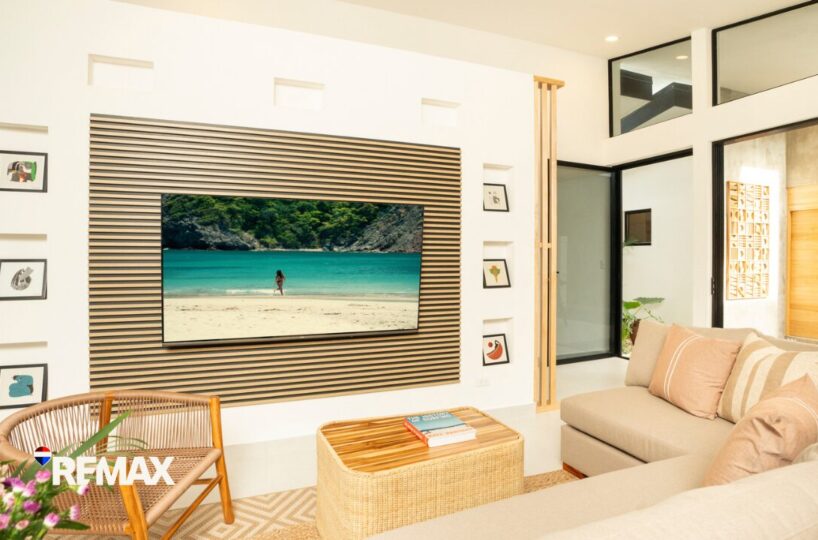 CondosHomes for sale in Hermosa Beach Costa Rica