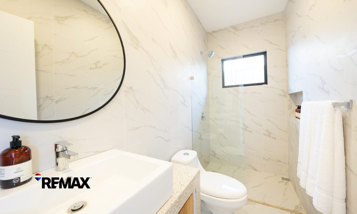 CondosHomes for sale in Hermosa Beach Costa Rica