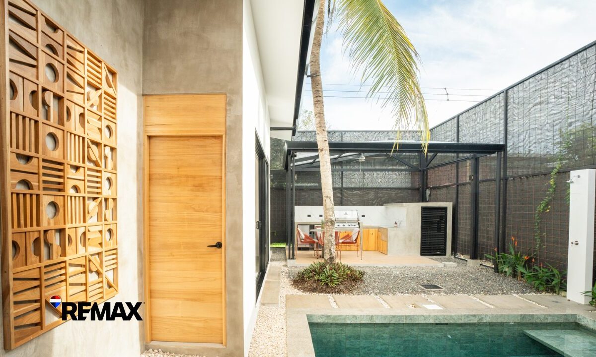 CondosHomes for sale in Hermosa Beach Costa Rica