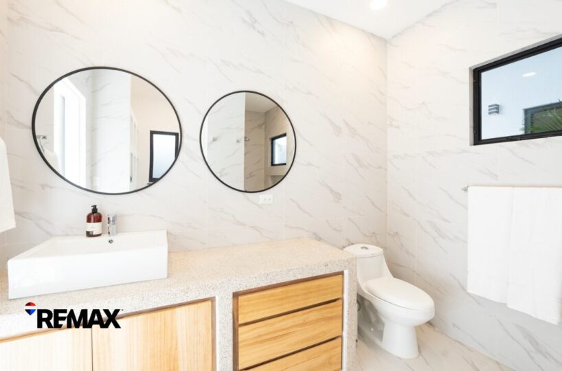 CondosHomes for sale in Hermosa Beach Costa Rica