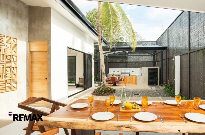 CondosHomes for sale in Hermosa Beach Costa Rica