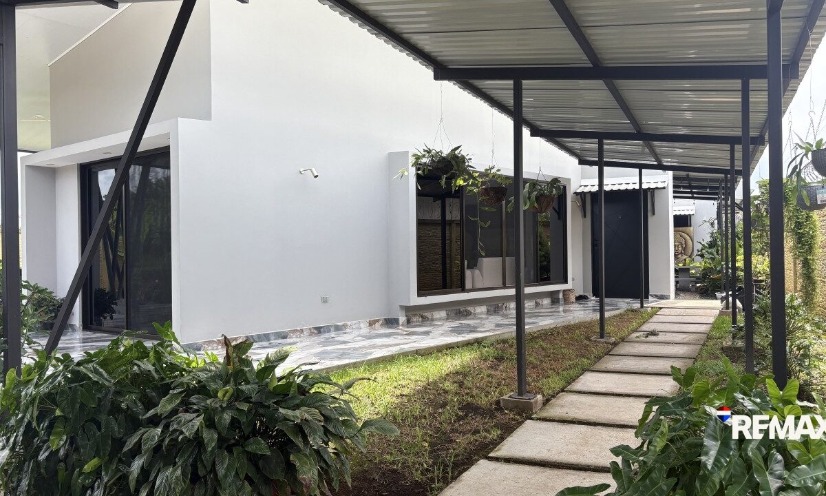 Homes for sale in Parrita Costa Rica