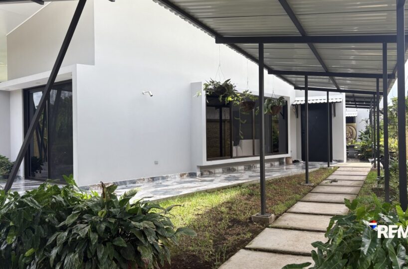 Homes for sale in Parrita Costa Rica