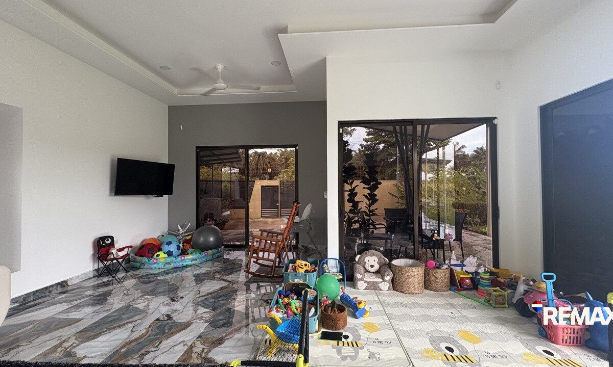 Homes for sale in Parrita Costa Rica