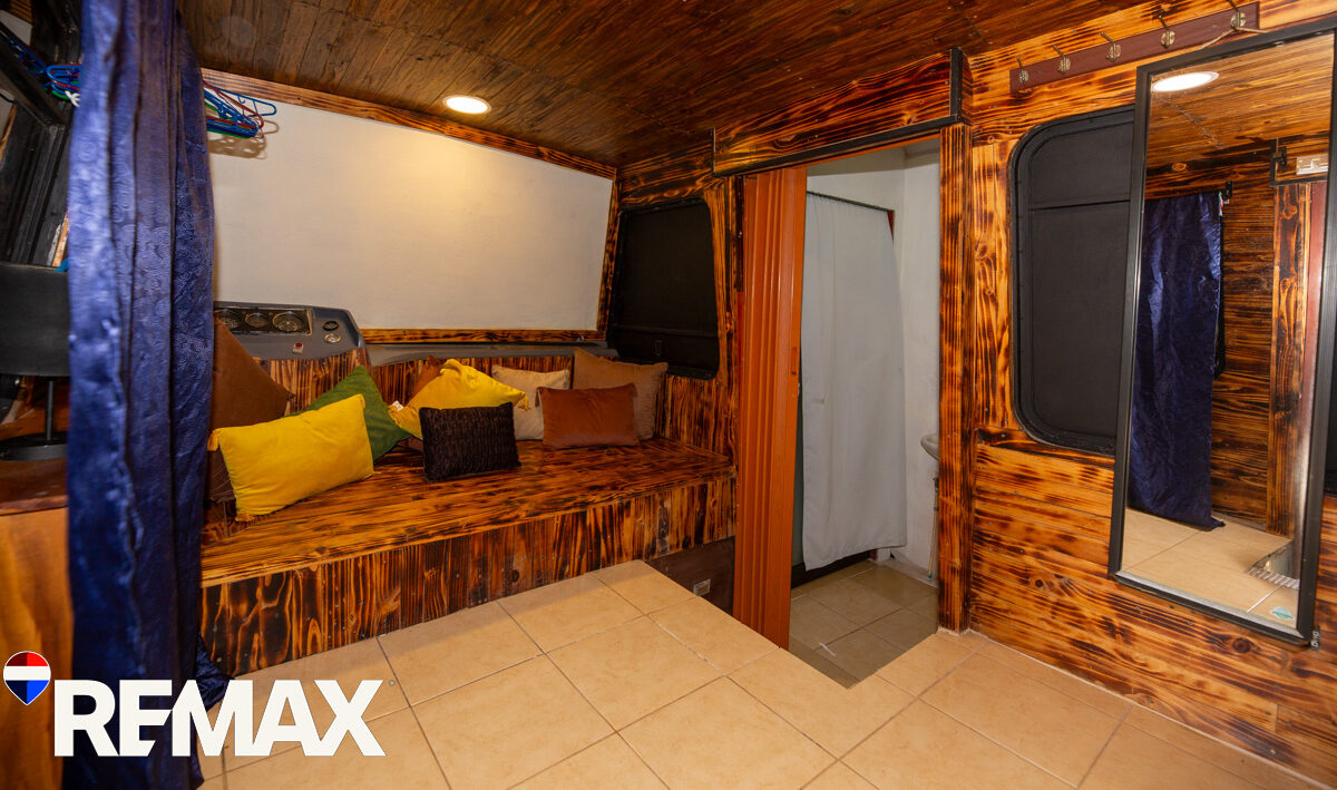 CommercialHotel - B&B for sale in Esterillos Costa Rica