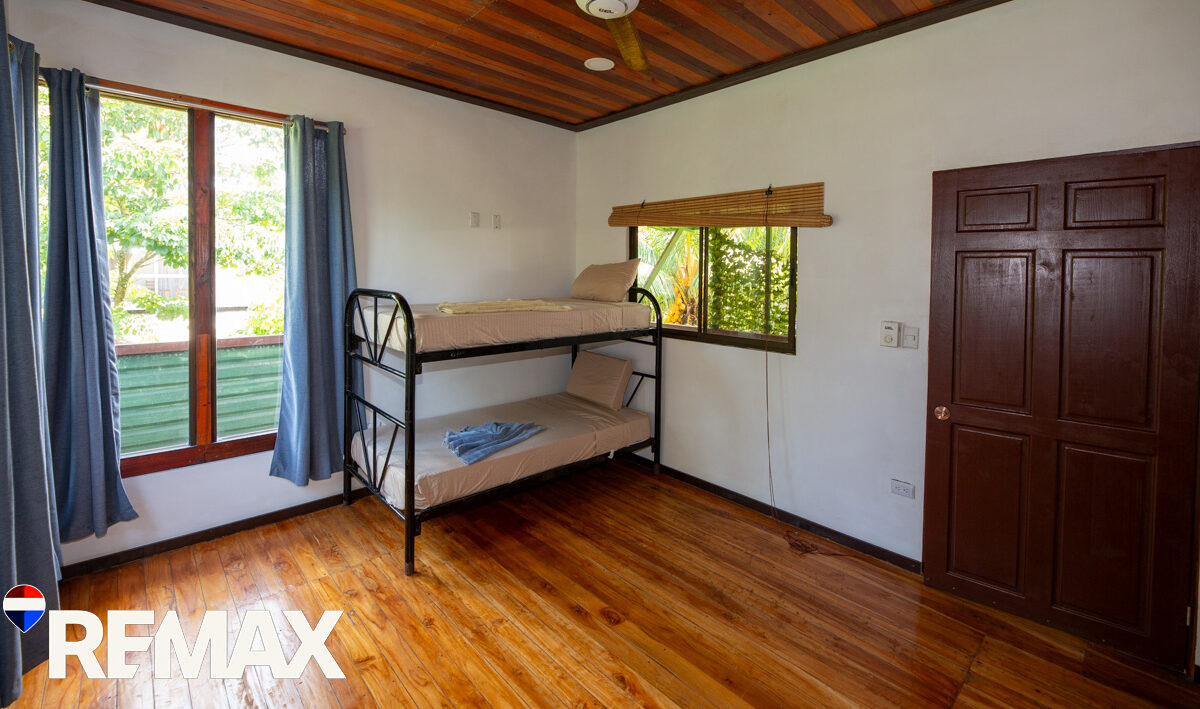 CommercialHotel - B&B for sale in Esterillos Costa Rica