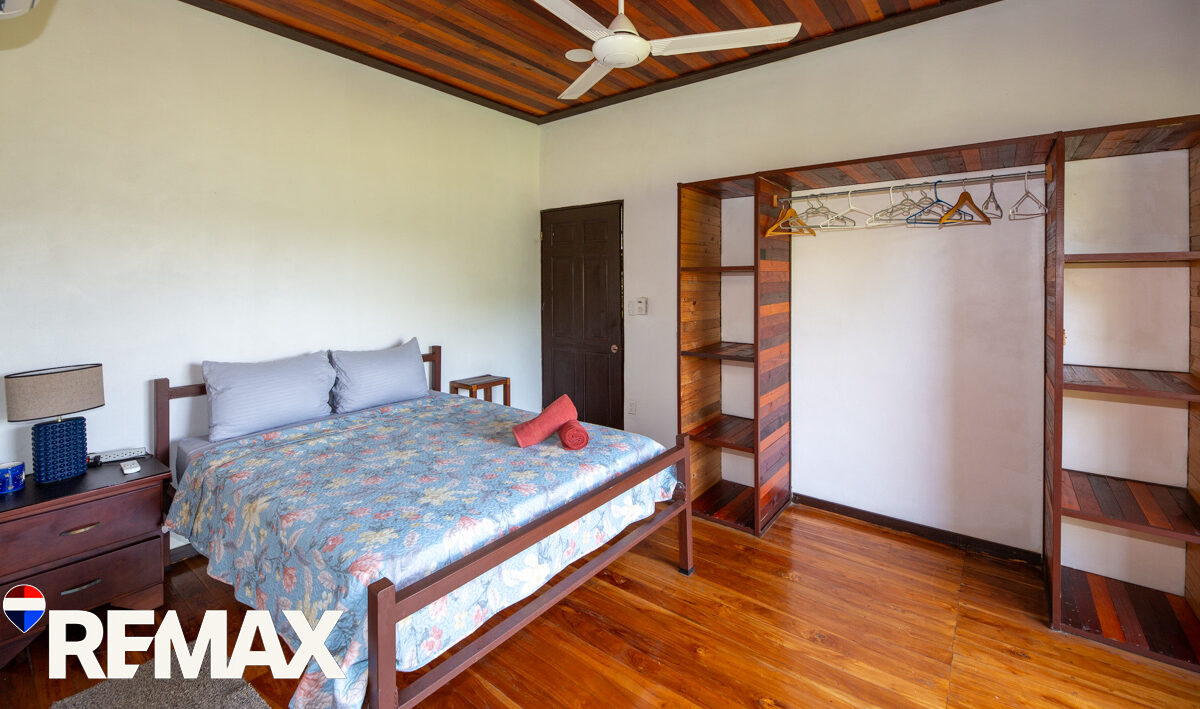 CommercialHotel - B&B for sale in Esterillos Costa Rica