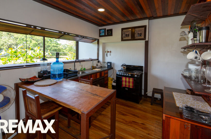 CommercialHotel - B&B for sale in Esterillos Costa Rica