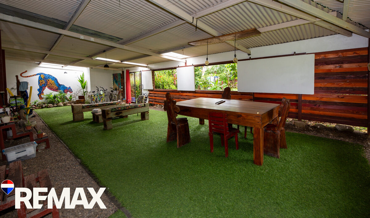 CommercialHotel - B&B for sale in Esterillos Costa Rica