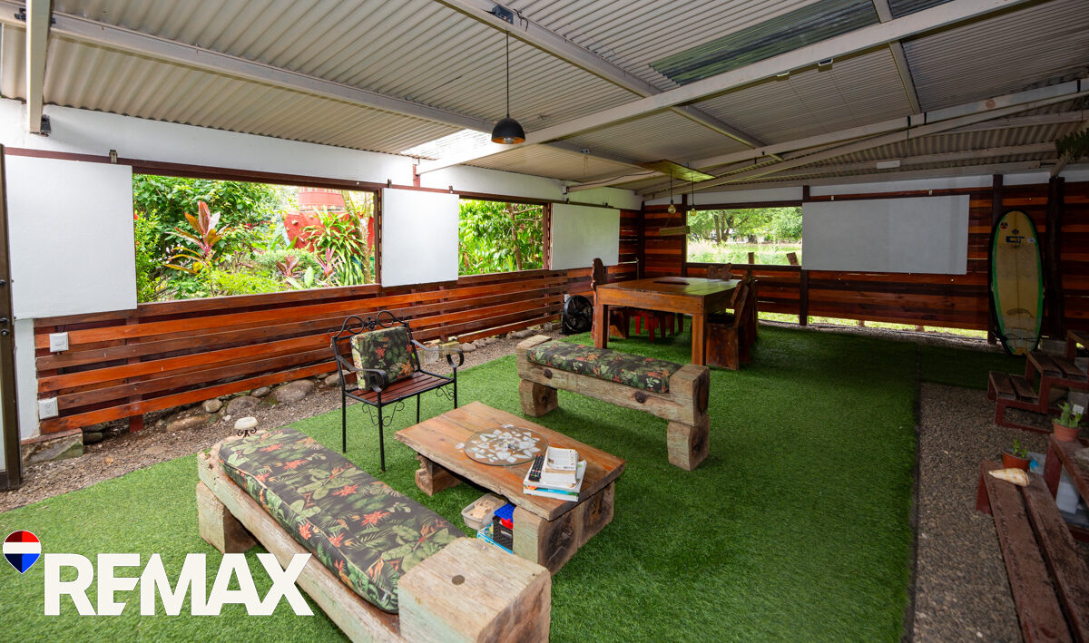 CommercialHotel - B&B for sale in Esterillos Costa Rica