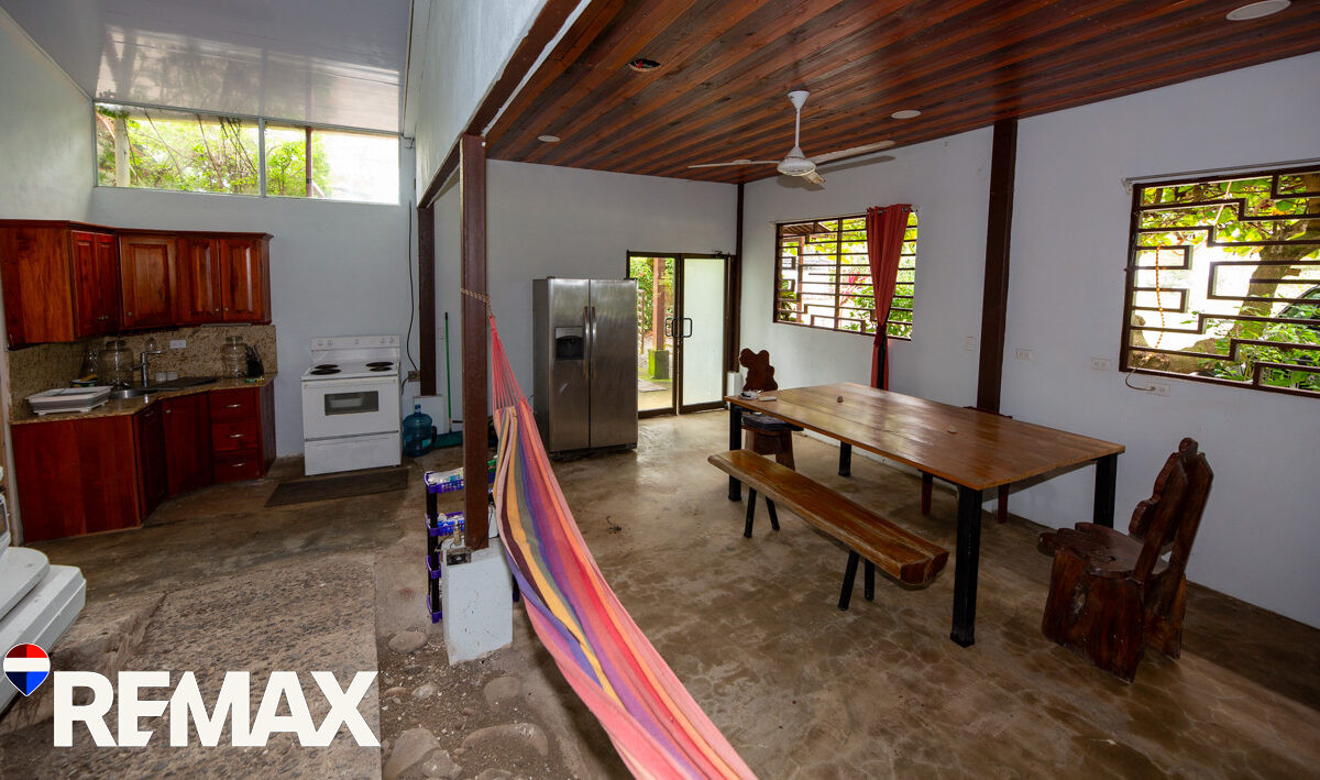 CommercialHotel - B&B for sale in Esterillos Costa Rica