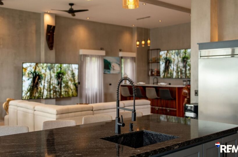 Homes for sale in Hermosa Beach Costa Rica