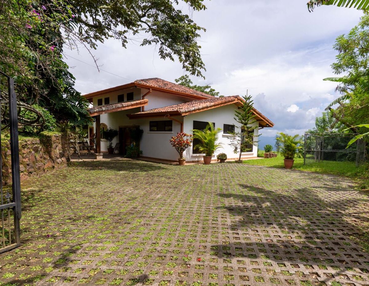 Homes for sale in Atenas Costa Rica