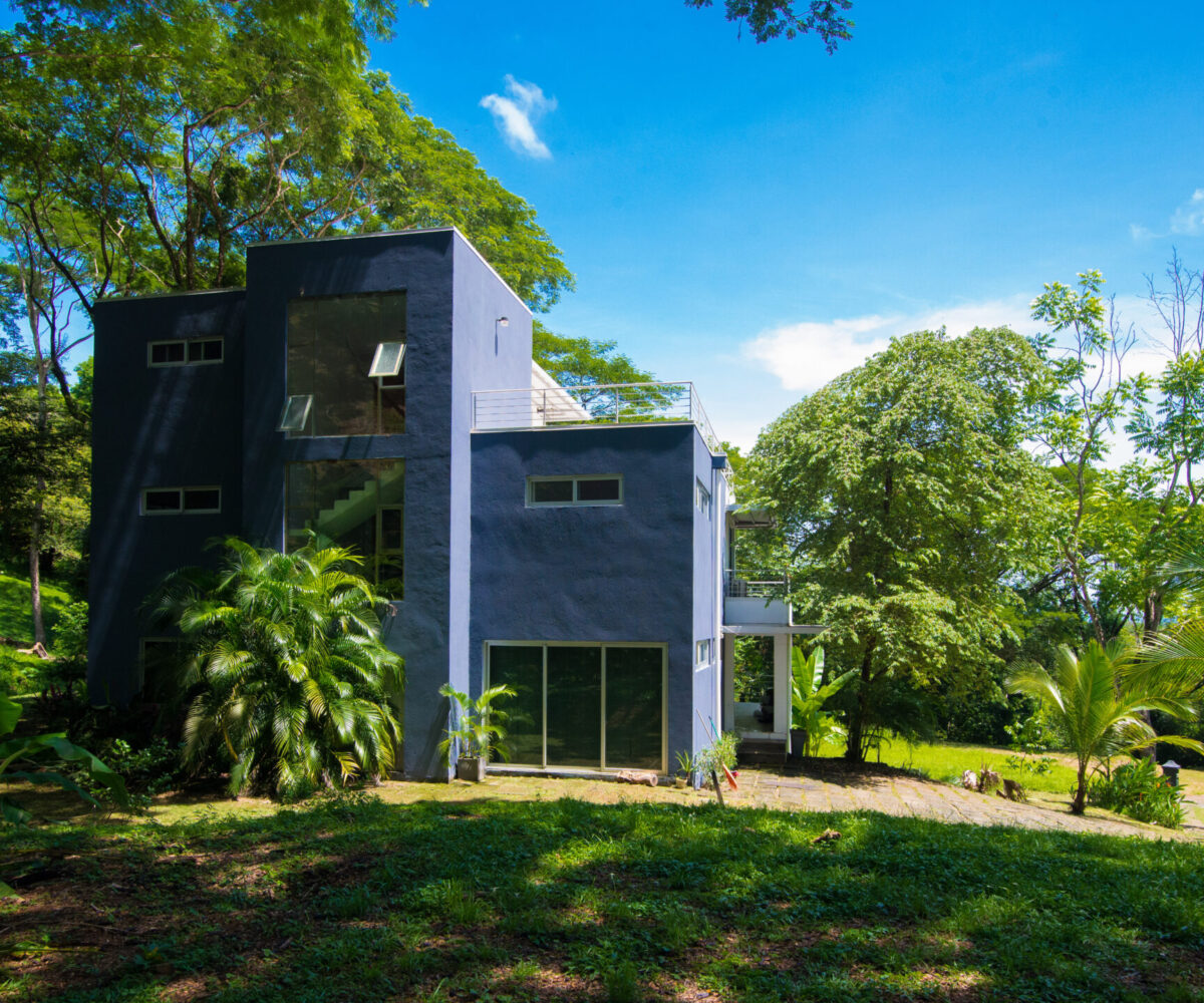 Homes for sale in Tarcoles Costa Rica