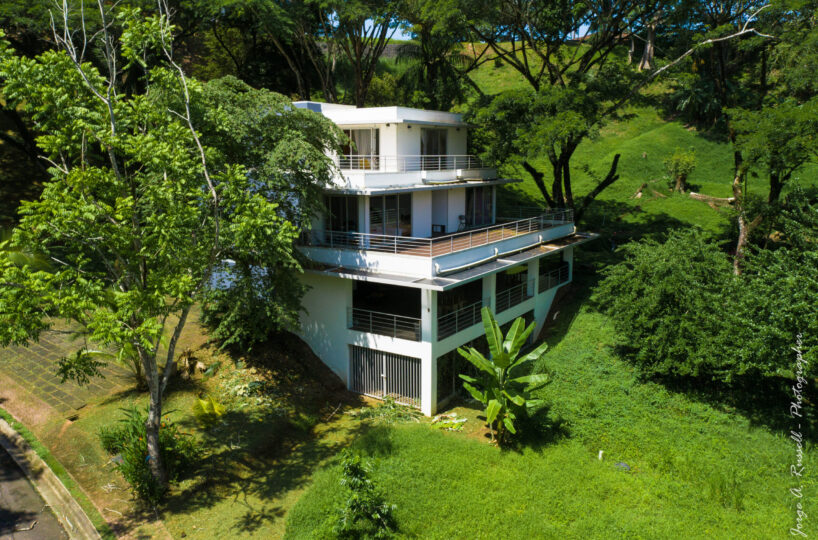 Homes for sale in Tarcoles Costa Rica