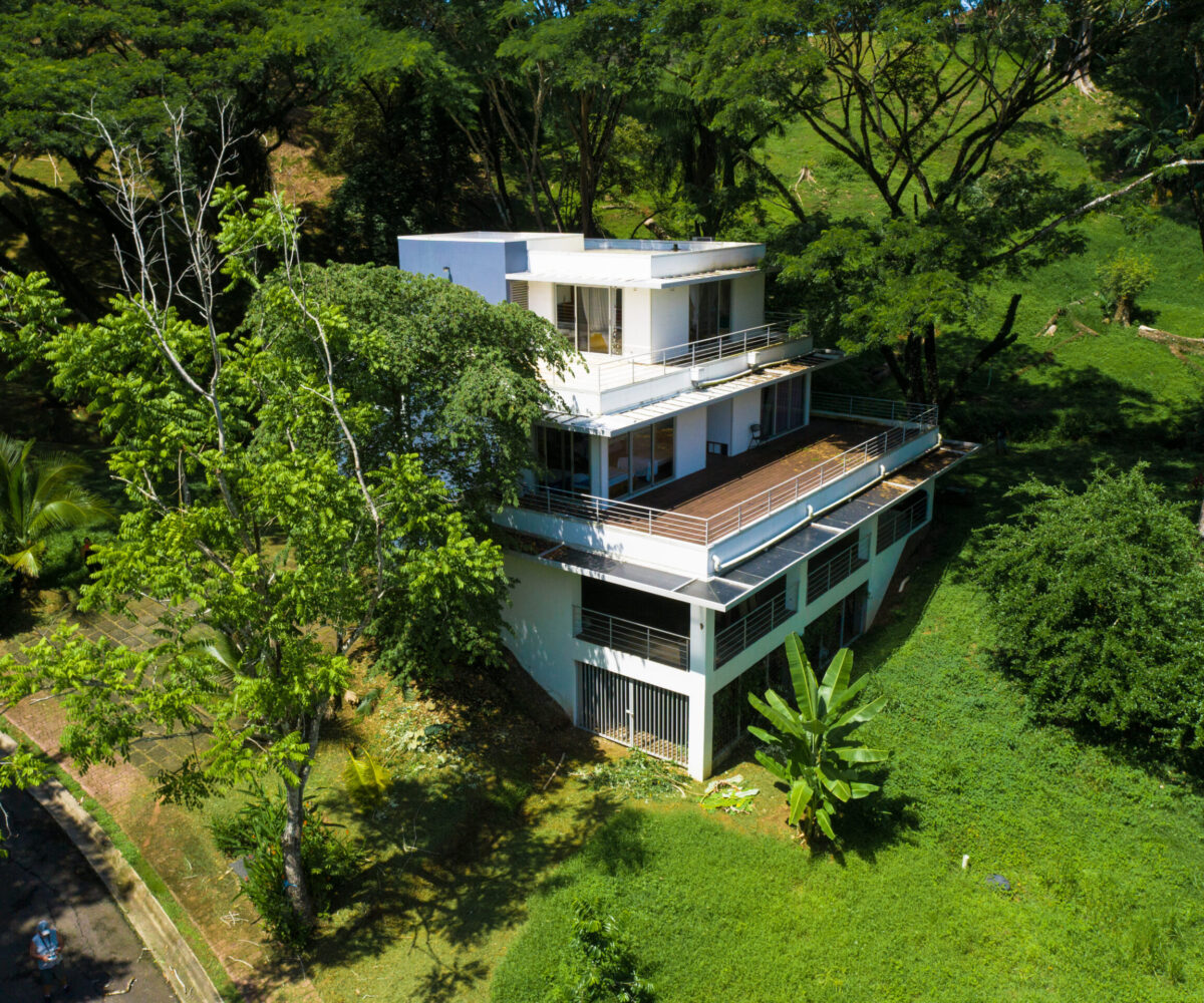 Homes for sale in Tarcoles Costa Rica