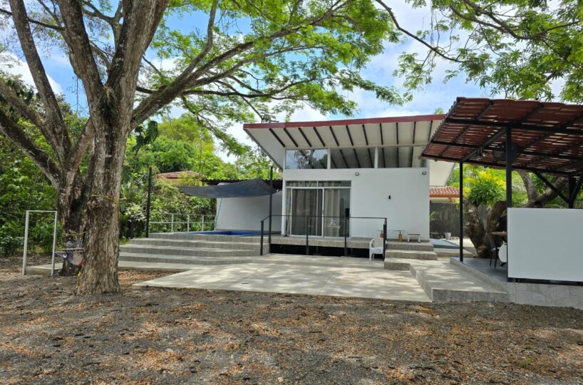 Homes for sale in EsterillosParrita Costa Rica