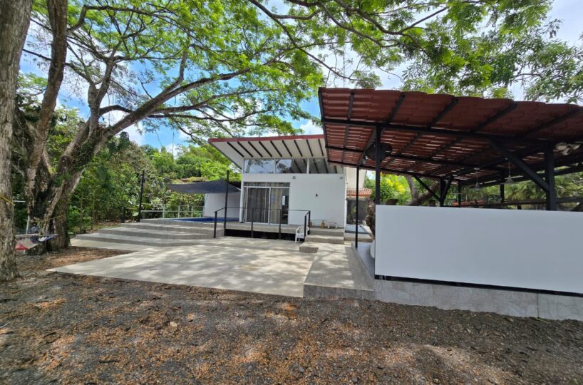 Homes for sale in EsterillosParrita Costa Rica