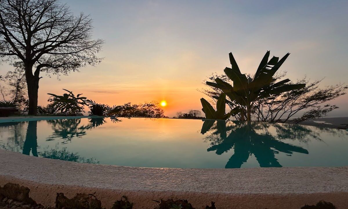 CommercialHotel - B&B for sale in Herradura BayTarcoles Costa Rica