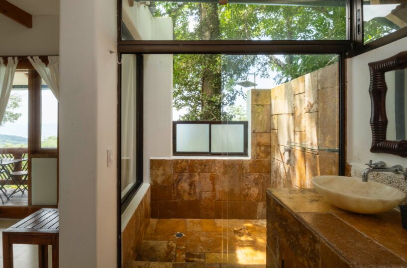 CommercialHotel - B&B for sale in Herradura BayTarcoles Costa Rica