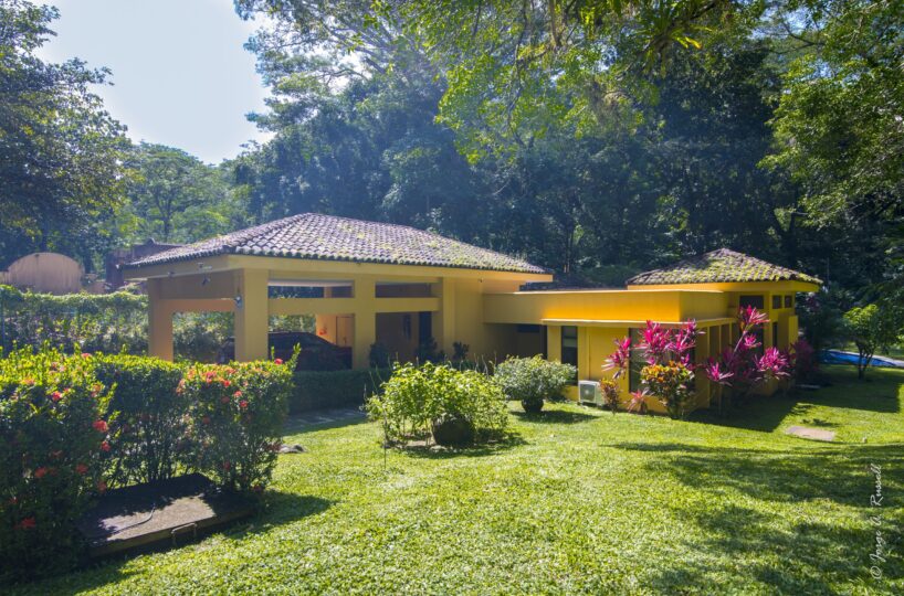 Homes for sale in Tarcoles Costa Rica